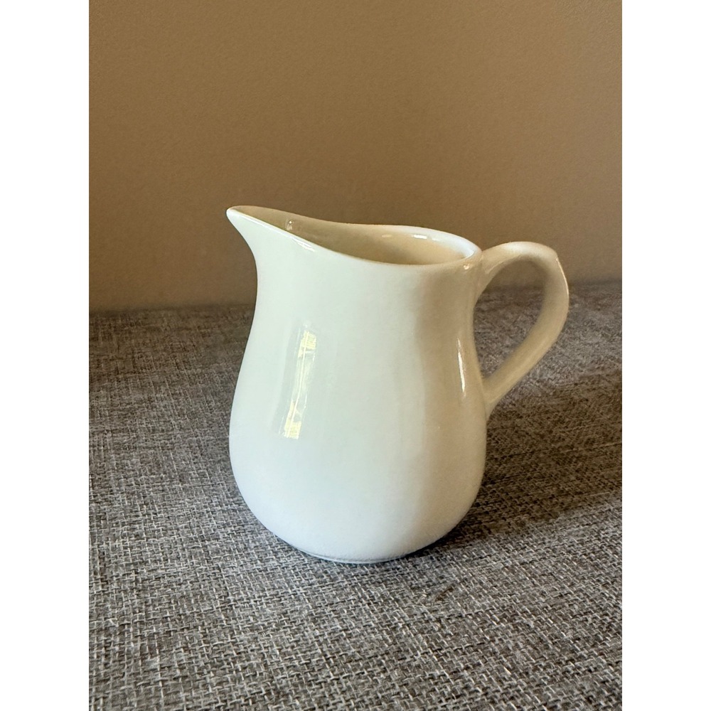Gibson Housewares White Ceramic Creamer Pitcher 4" Milk Syrup Jug